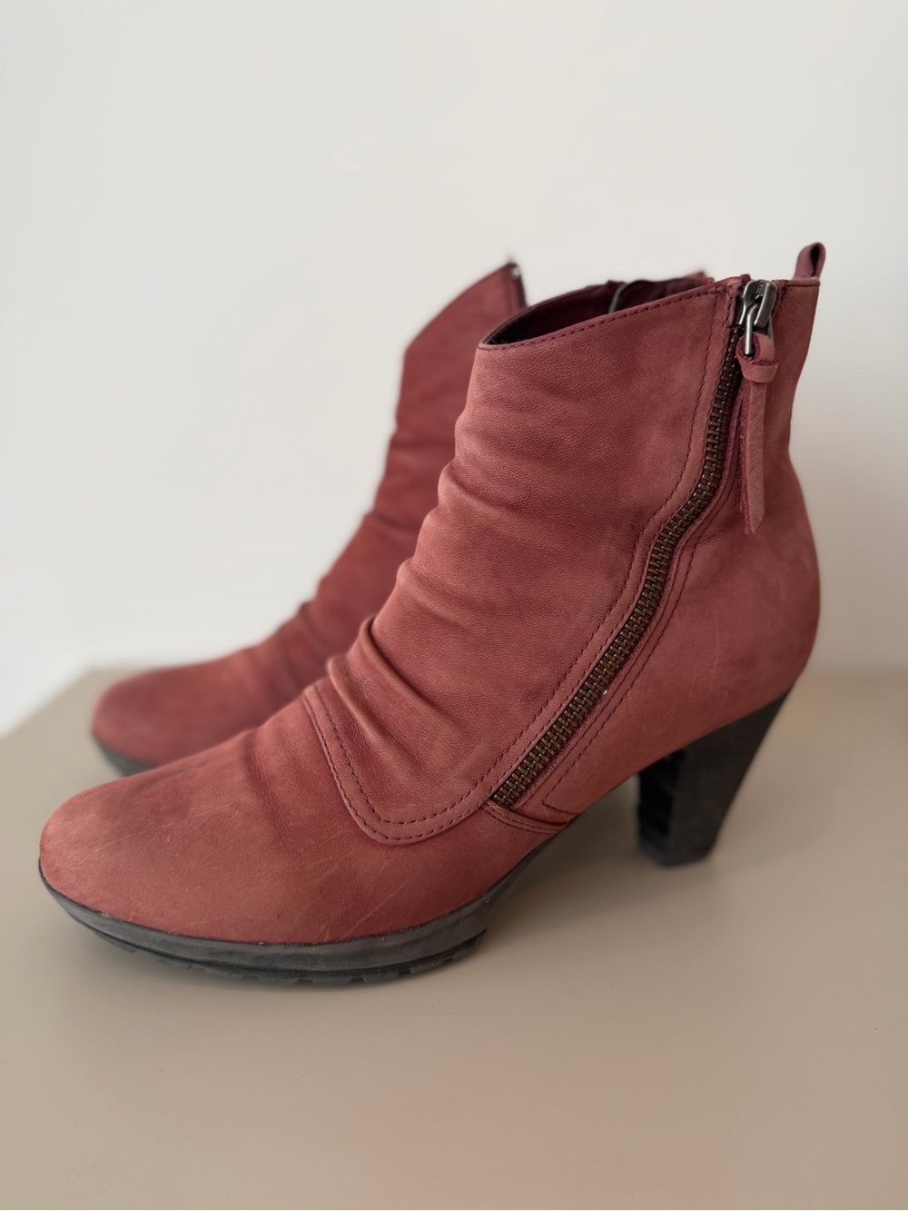 Blondo Women's Suede Ruched Ankle Boots in Burgundy